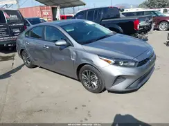3KPF24AD7PE572925 2023 KIA FORTE