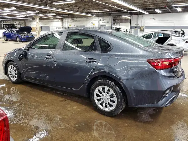 3KPF24AD7PE573282 2023 KIA FORTE - Image 2