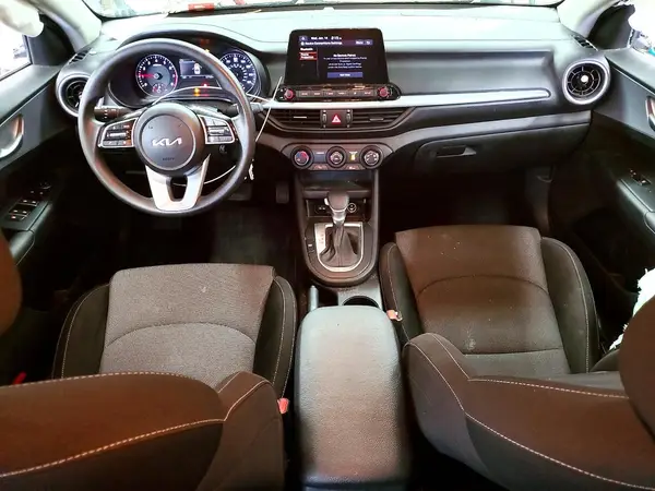 3KPF24AD7PE573282 2023 KIA FORTE - Image 8