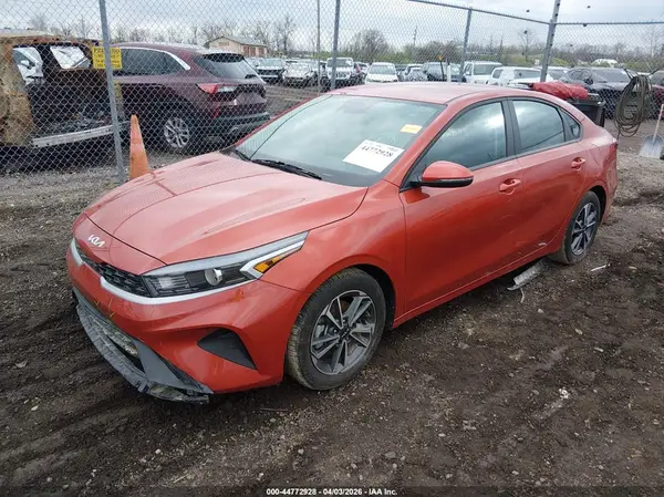 3KPF24AD7PE575775 2023 KIA FORTE - Image 2