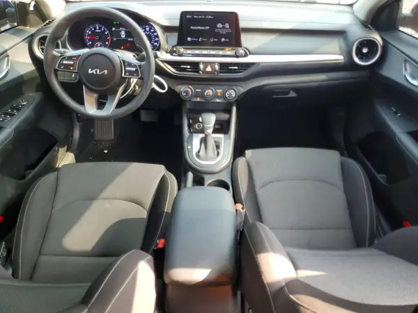 3KPF24AD7PE580457 2023 KIA FORTE - Image 8