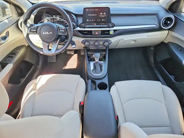 3KPF24AD7PE580748 2023 KIA FORTE - Image 8