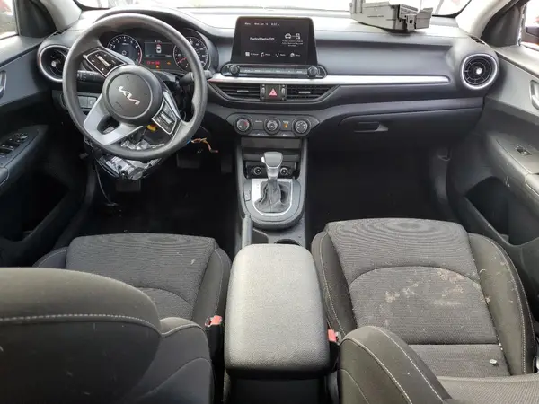 3KPF24AD7PE583262 2023 KIA FORTE - Image 8