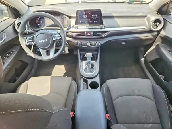 3KPF24AD7PE583455 2023 KIA FORTE - Image 8
