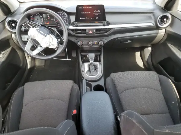 3KPF24AD7PE585609 2023 KIA FORTE - Image 8