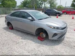 3KPF24AD7PE587120 2023 KIA FORTE