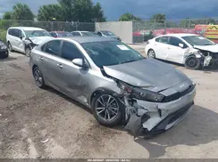3KPF24AD7PE588302 2023 KIA FORTE