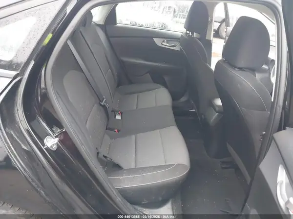 3KPF24AD7PE592415 2023 KIA FORTE - Image 8