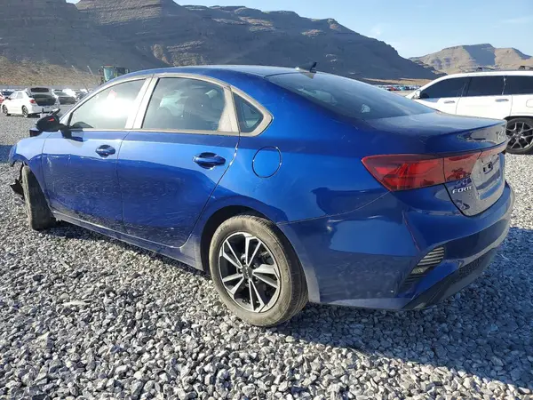 3KPF24AD7PE596528 2023 KIA FORTE - Image 2