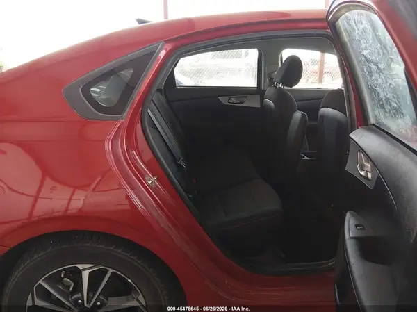 3KPF24AD7PE598005 2023 KIA FORTE - Image 8