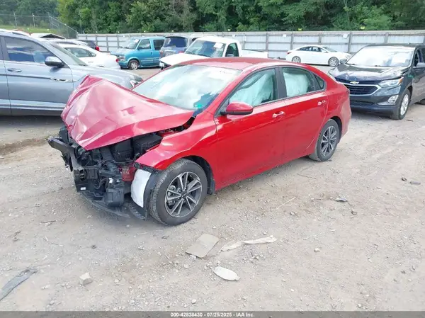 3KPF24AD7PE600769 2023 KIA FORTE - Image 2