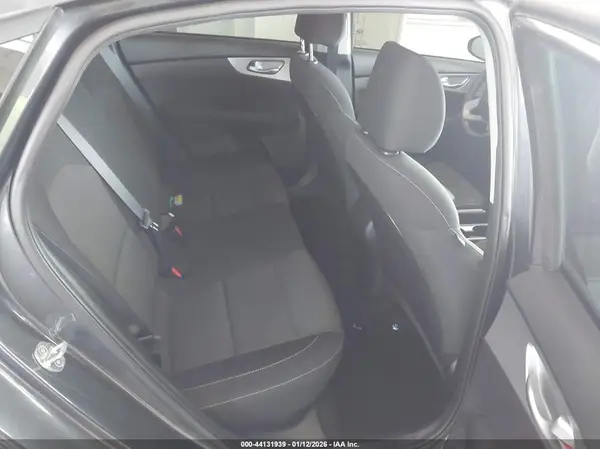 3KPF24AD7PE601114 2023 KIA FORTE - Image 8