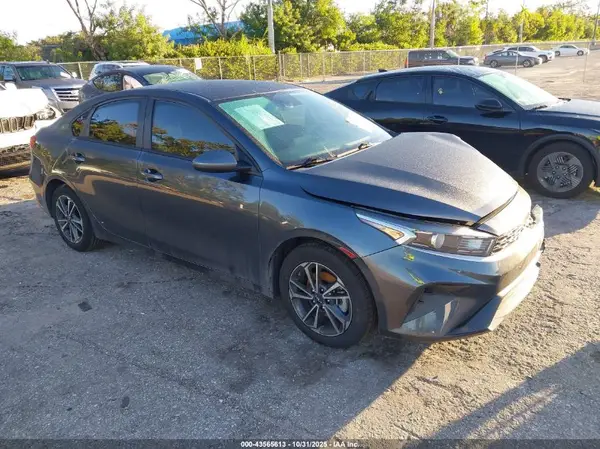 3KPF24AD7PE601324 2023 KIA FORTE - Image 1