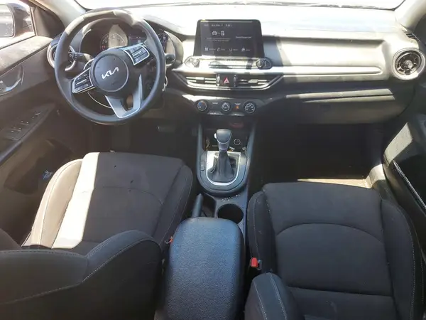 3KPF24AD7PE603798 2023 KIA FORTE - Image 8