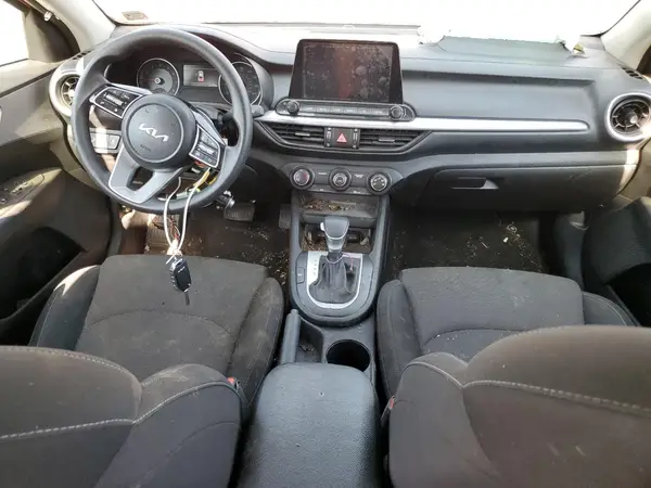 3KPF24AD7PE606314 2023 KIA FORTE - Image 8