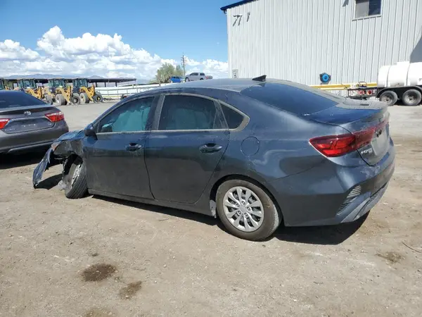 3KPF24AD7PE609357 2023 KIA FORTE - Image 2