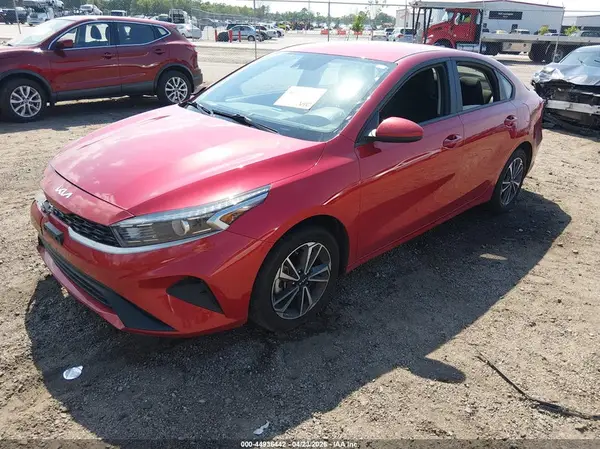 3KPF24AD7PE610654 2023 KIA FORTE - Image 2