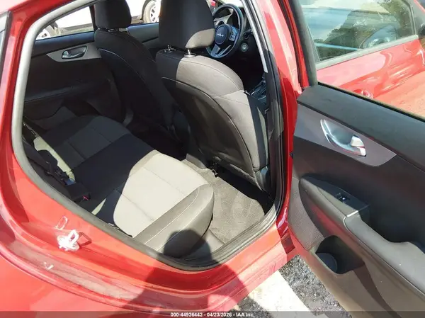 3KPF24AD7PE610654 2023 KIA FORTE - Image 8
