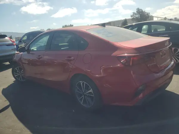3KPF24AD7PE611125 2023 KIA FORTE - Image 2
