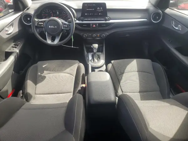 3KPF24AD7PE611125 2023 KIA FORTE - Image 8
