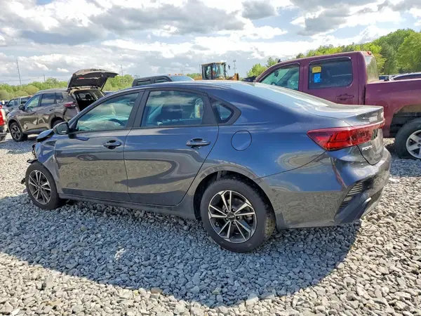3KPF24AD7PE611612 2023 KIA FORTE - Image 2