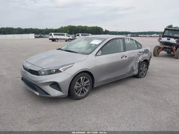 3KPF24AD7PE612582 2023 KIA FORTE - Image 2
