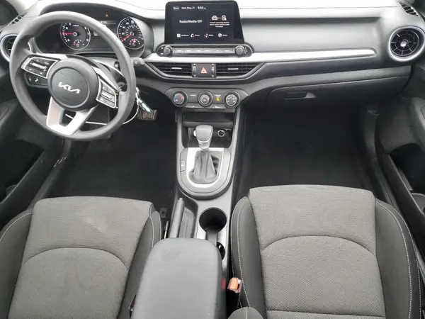 3KPF24AD7PE612775 2023 KIA FORTE - Image 8
