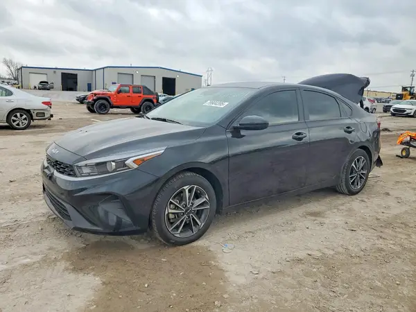 3KPF24AD7PE615241 2023 KIA FORTE - Image 1