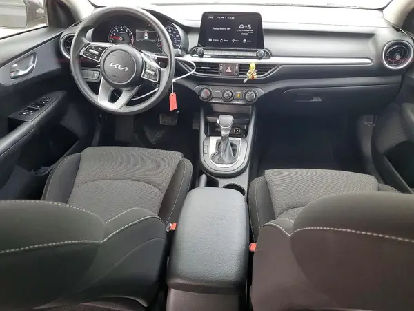 3KPF24AD7PE615241 2023 KIA FORTE - Image 8