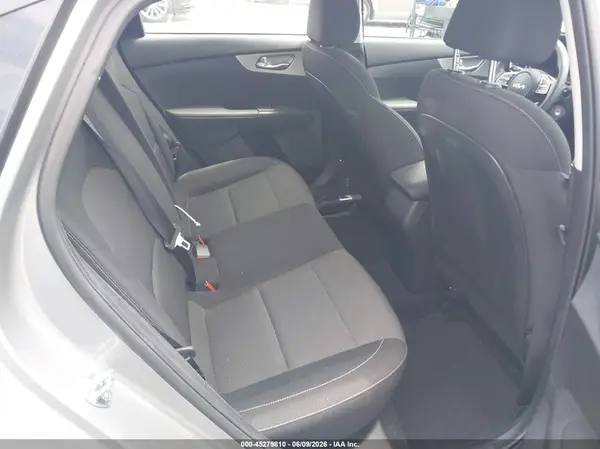 3KPF24AD7PE615904 2023 KIA FORTE - Image 8