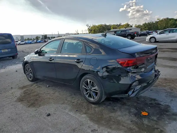 3KPF24AD7PE625252 2023 KIA FORTE - Image 2