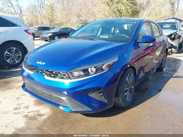 3KPF24AD7PE625297 2023 KIA FORTE - Image 2