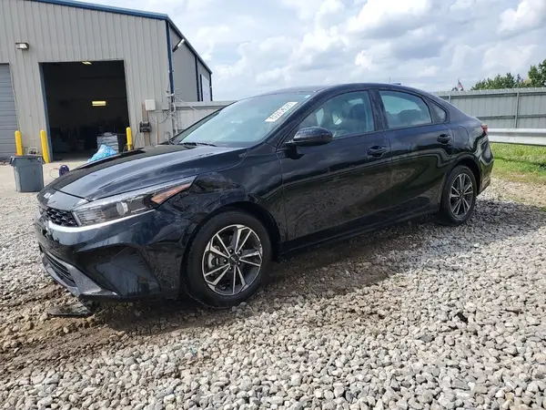 3KPF24AD7PE628250 2023 KIA FORTE - Image 1