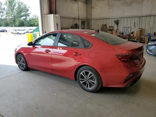 3KPF24AD7PE628555 2023 KIA FORTE - Image 2
