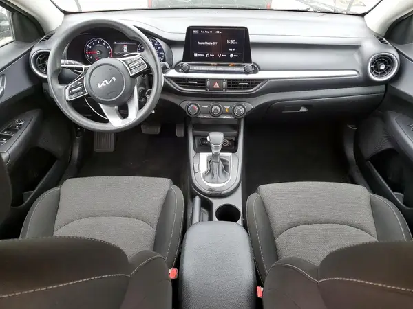 3KPF24AD7PE634422 2023 KIA FORTE - Image 8