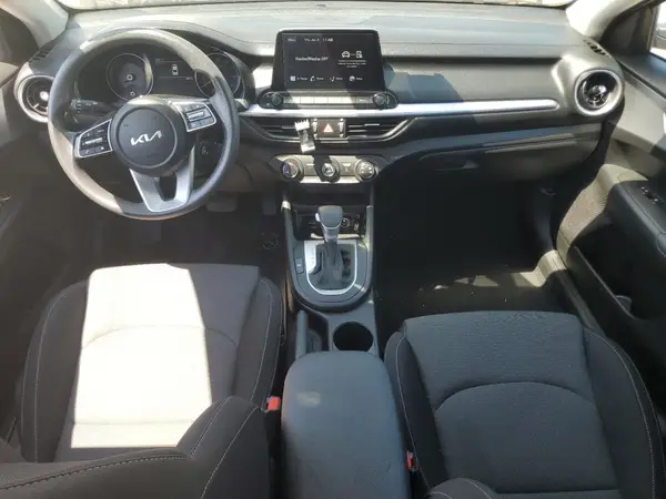 3KPF24AD7PE635327 2023 KIA FORTE - Image 8