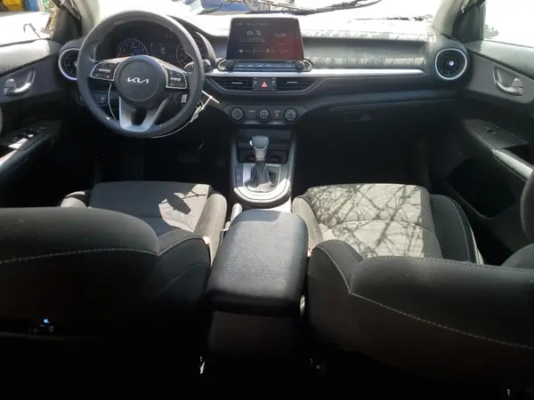 3KPF24AD7PE636204 2023 KIA FORTE - Image 8