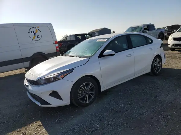 3KPF24AD7PE636302 2023 KIA FORTE - Image 1