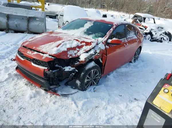 3KPF24AD7PE638812 2023 KIA FORTE - Image 2
