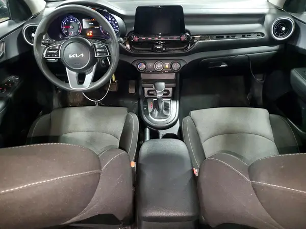 3KPF24AD7PE643332 2023 KIA FORTE - Image 8