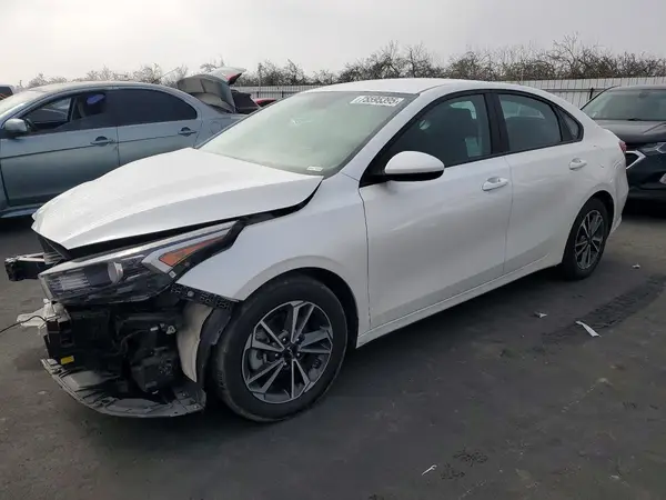 3KPF24AD7PE647087 2023 KIA FORTE - Image 1
