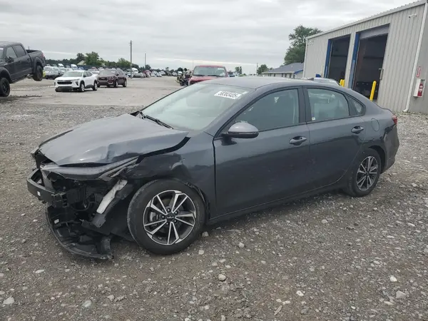 3KPF24AD7PE653438 2023 KIA FORTE - Image 1