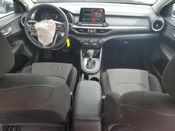 3KPF24AD7PE653438 2023 KIA FORTE - Image 8