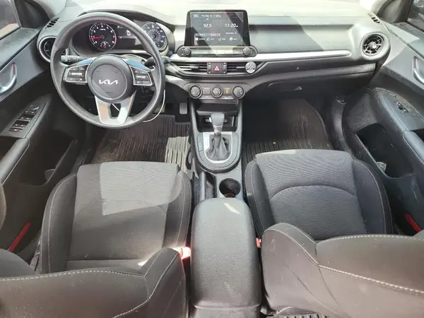 3KPF24AD7PE654198 2023 KIA FORTE - Image 8