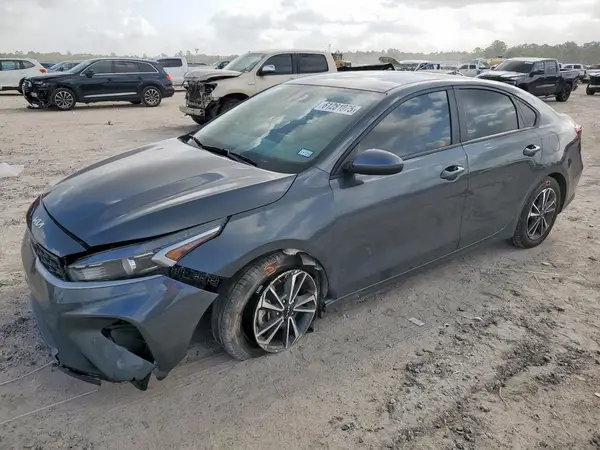 3KPF24AD7PE654282 2023 KIA FORTE - Image 1