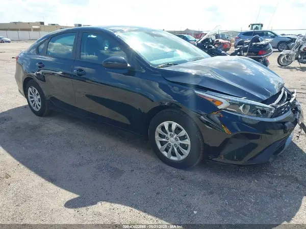3KPF24AD7PE654508 2023 KIA FORTE - Image 1