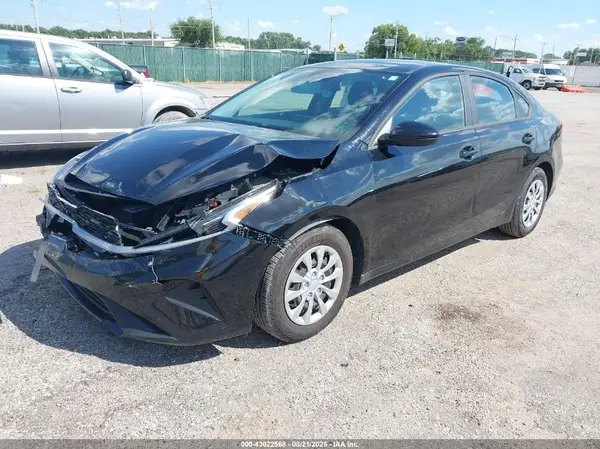 3KPF24AD7PE654508 2023 KIA FORTE - Image 2