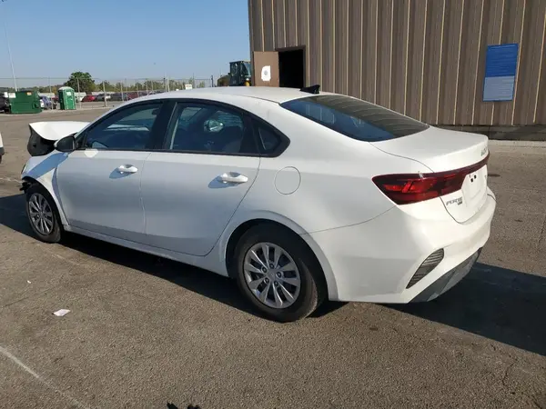 3KPF24AD7PE656680 2023 KIA FORTE - Image 2