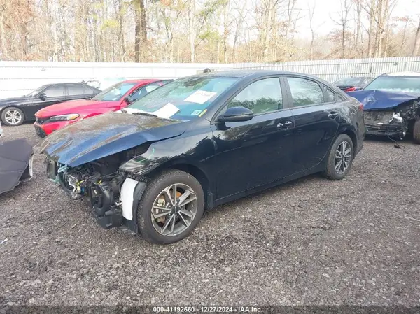 3KPF24AD7PE658588 2023 KIA FORTE - Image 2