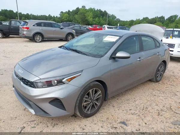 3KPF24AD7PE662897 2023 KIA FORTE - Image 2